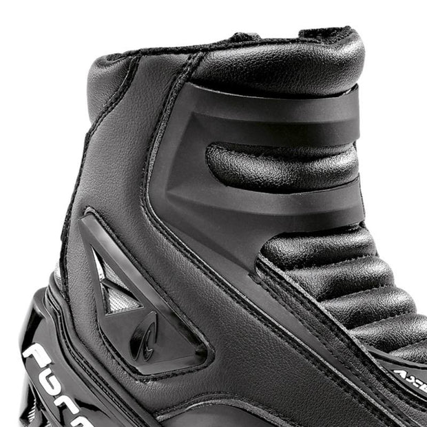 Forma Boots Australia